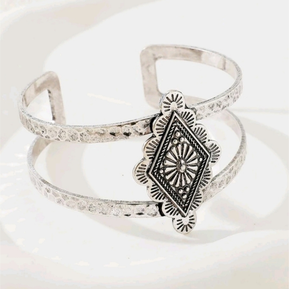 Southwestern Cuff Bracelet - Silver